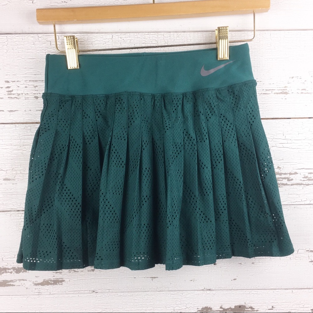 NIKE DriFit Pleated Tennis Skirt Shorts Skort Golf